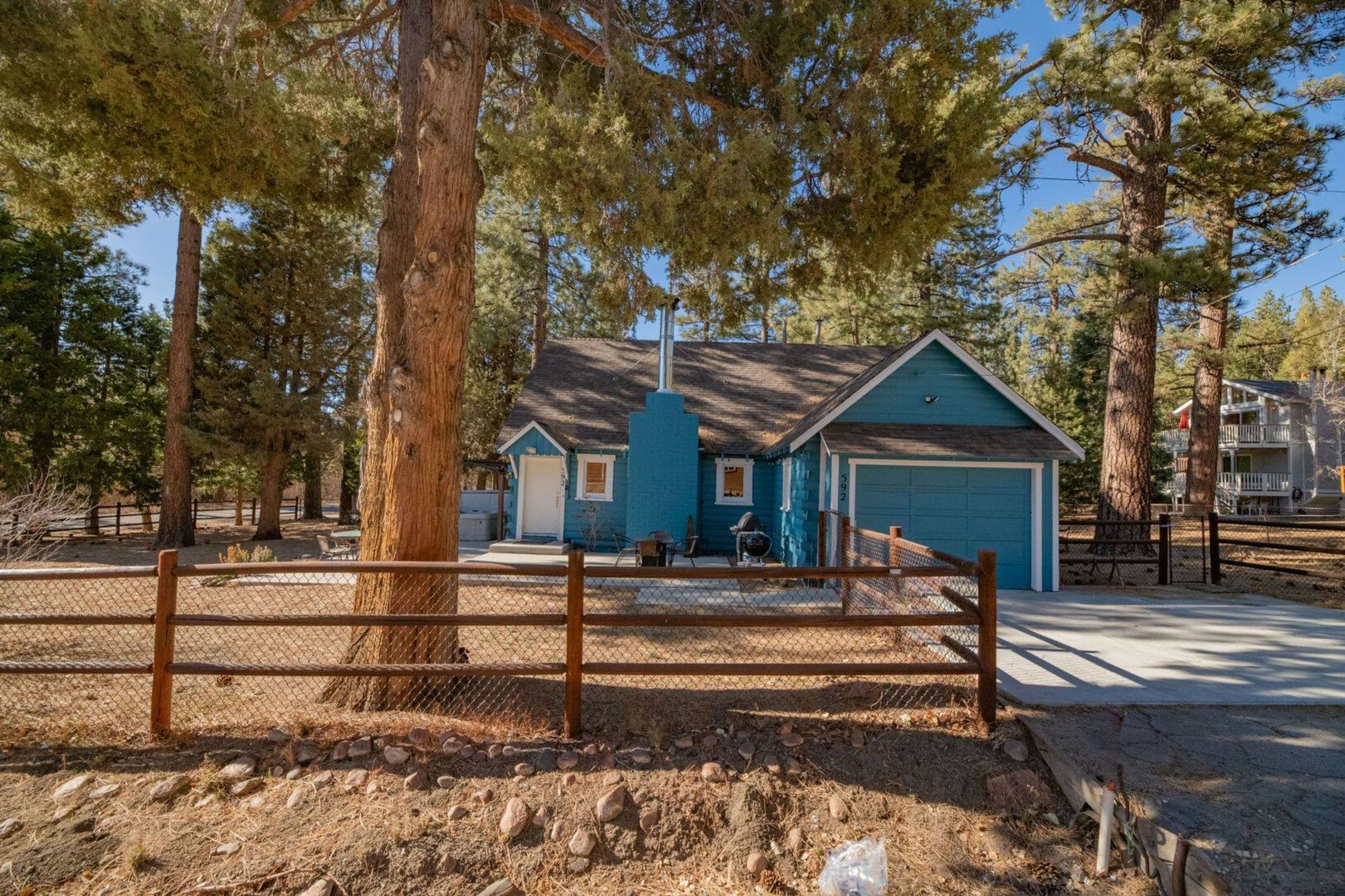 Bear Slope View Cabin in Big Bear Lake, United States