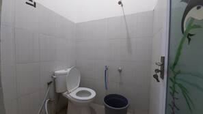 Shower dan handuk
