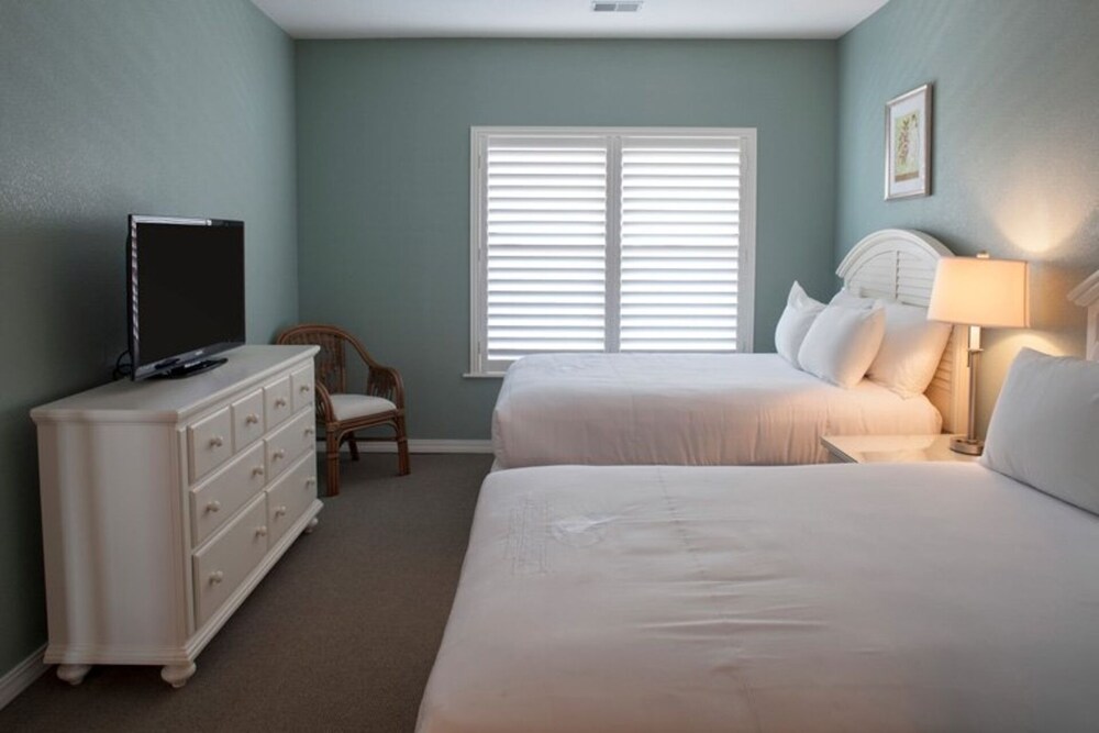 Two Bedroom Luxury Condo, Branson, Missouri (1907176) Branson Vrbo