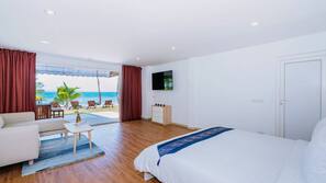 4 Schlafzimmer, Verdunkelungsvorhänge, kostenloses WLAN, Bettwäsche
