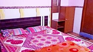 8 bedrooms, Internet