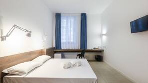 Een kluis op de kamer, verduisterende gordijnen, gratis wifi, beddengoed