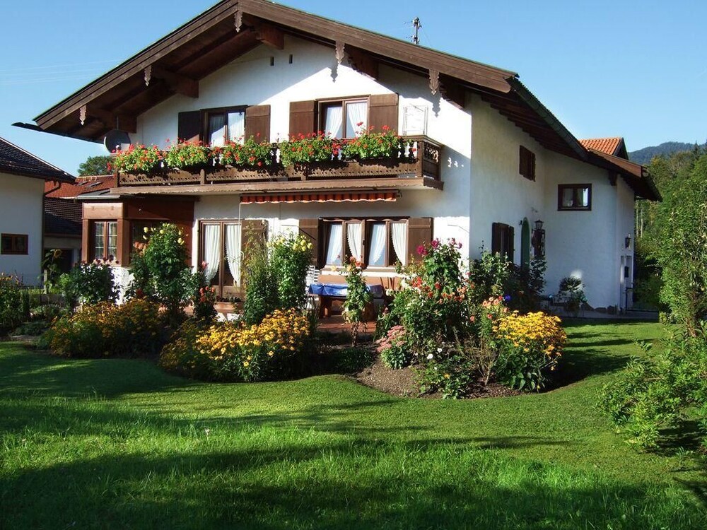 Ferienwohnung Braun In Rottach Egern Hotel Rates Reviews On Orbitz