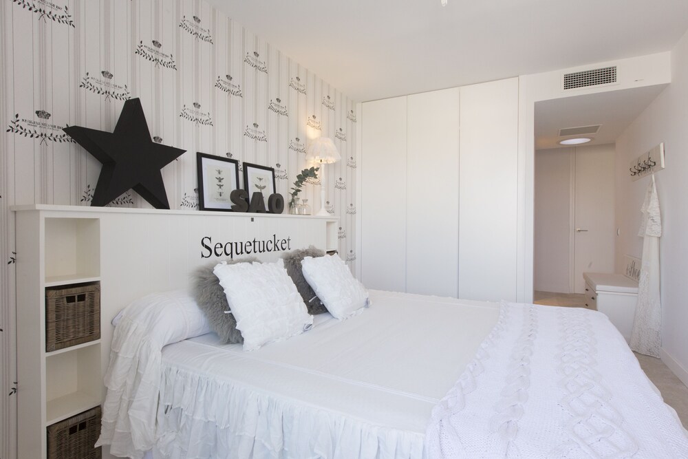 Photo - Es turó, luxury beachfront apartment in Colonia San Jordi