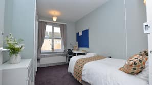Individually furnished, desk, laptop workspace, free WiFi