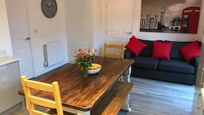 TV, ping pong table