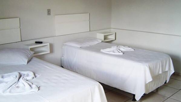 Frigobar, Wi-Fi de cortesia, roupa de cama
