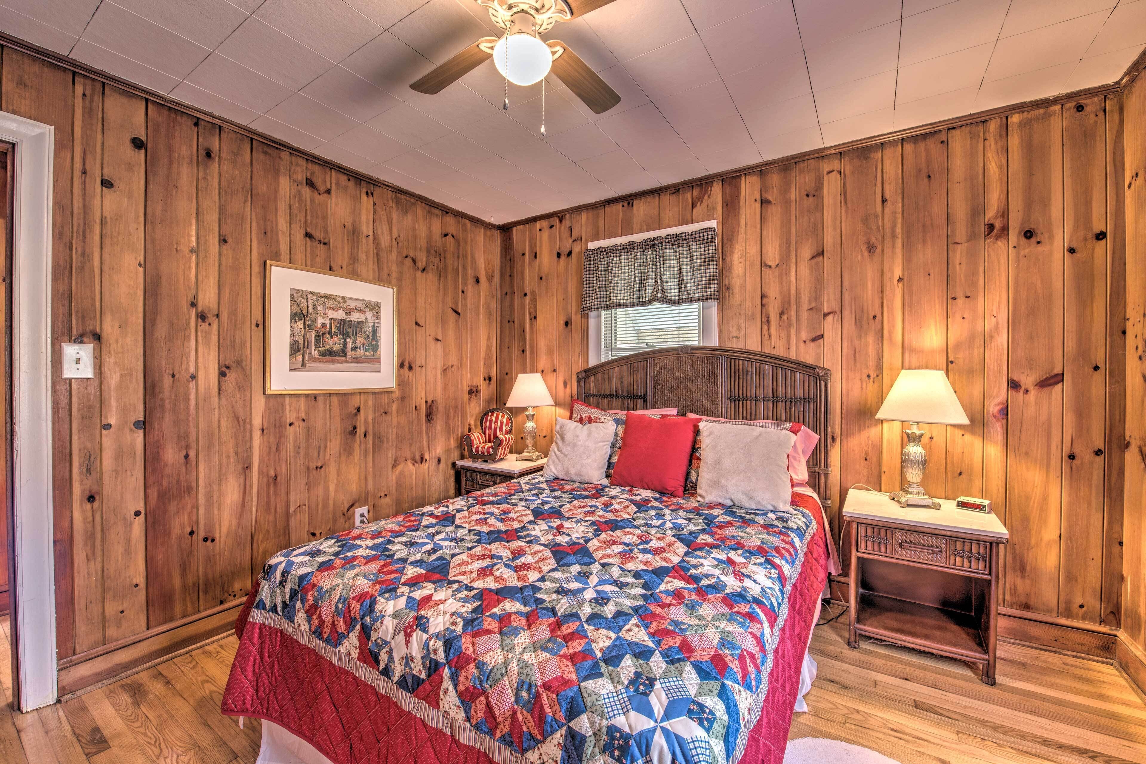 新着 風光明媚な田舎のコテージ3マイルからニューリバーまで 口コミ 部屋写真 料金 お得情報 エクスペディア