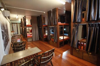 K Space Inn 569 Reviews Photos Rates Ebookers Com