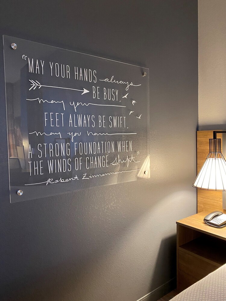 La Quinta Inn & Ste by Wyndham Wisconsin Dells Lake Delton in