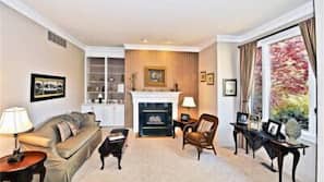 4 bedrooms, linens