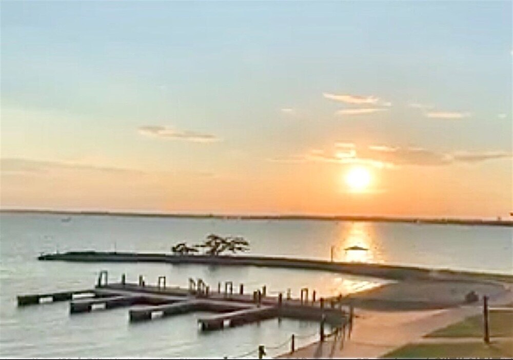 On Beautiful Lake Ray Hubbard In Rockwall 1 Bedroom Condo Deals