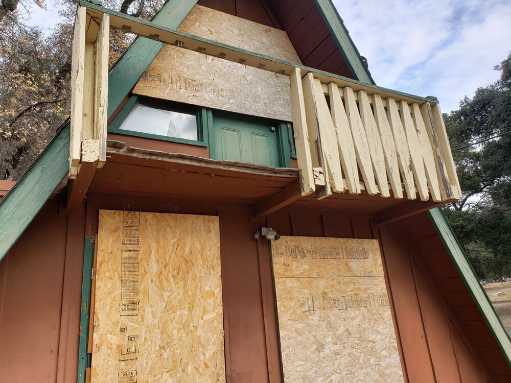 The Oaks Casino Package