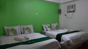 Free WiFi, linens