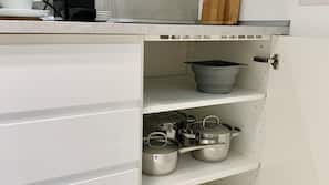 Fridge, microwave, hob, coffee/tea maker