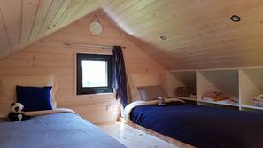 4 chambres, fer et planche à repasser, accès Internet, draps fournis