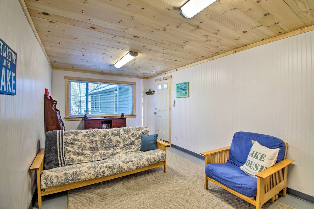 新着 トンプソン湖のキャスコキャビン ファイヤーピット デッキ 口コミ 部屋写真 料金 お得情報 エクスペディア