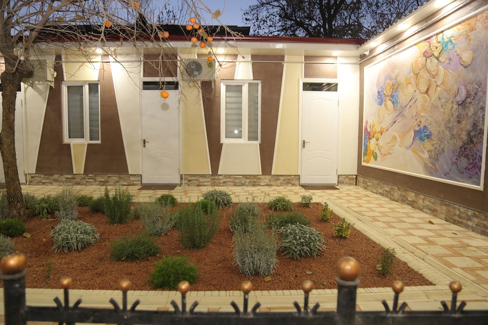 Photo - Hotel & Hostel Gallery