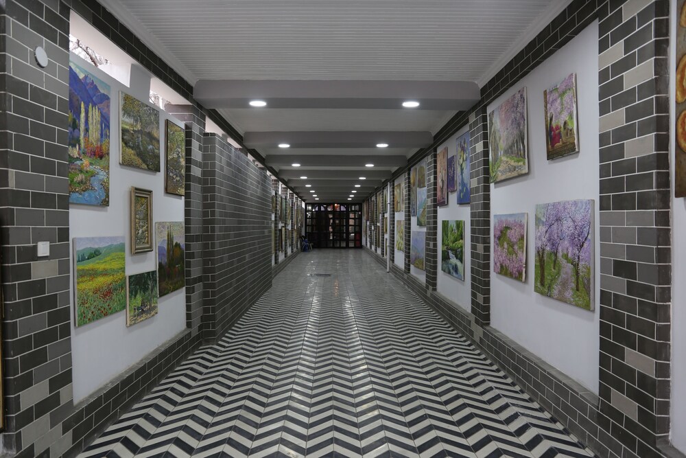 Photo - Hotel & Hostel Gallery