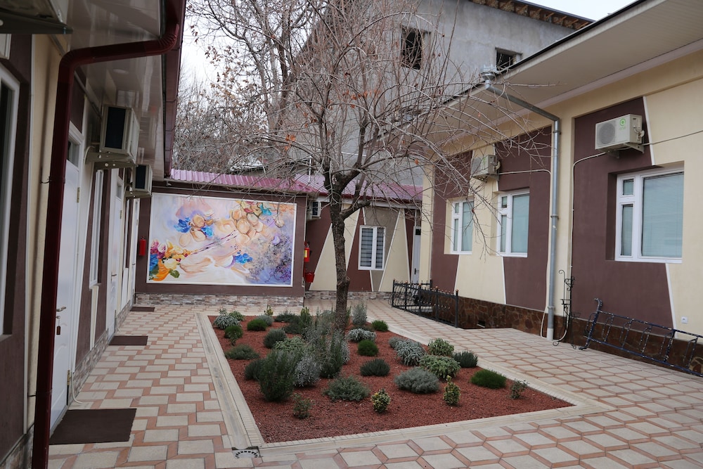 Photo - Hotel & Hostel Gallery