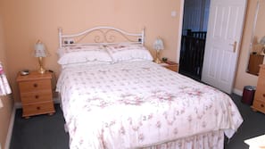 Egyptian cotton sheets, premium bedding, individually decorated