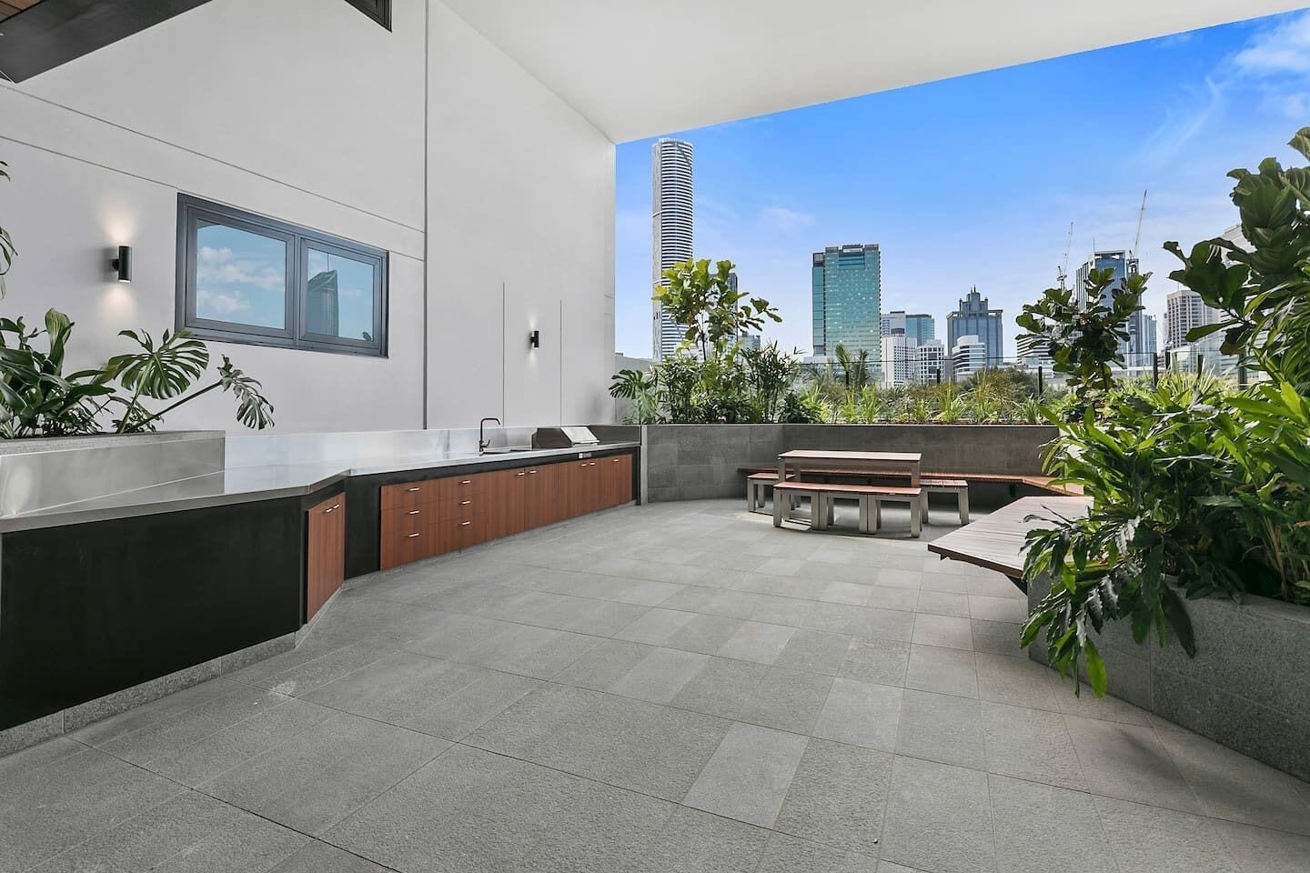 Vintage and Cozy APT in Southbank Free Parking