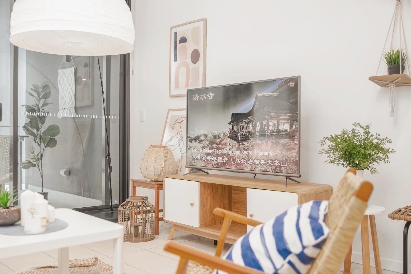 Vintage and Cozy APT in Southbank Free Parking