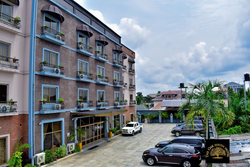 Oak Haven Hotel and Suites, Port Harcourt Room, Prices & Reviews