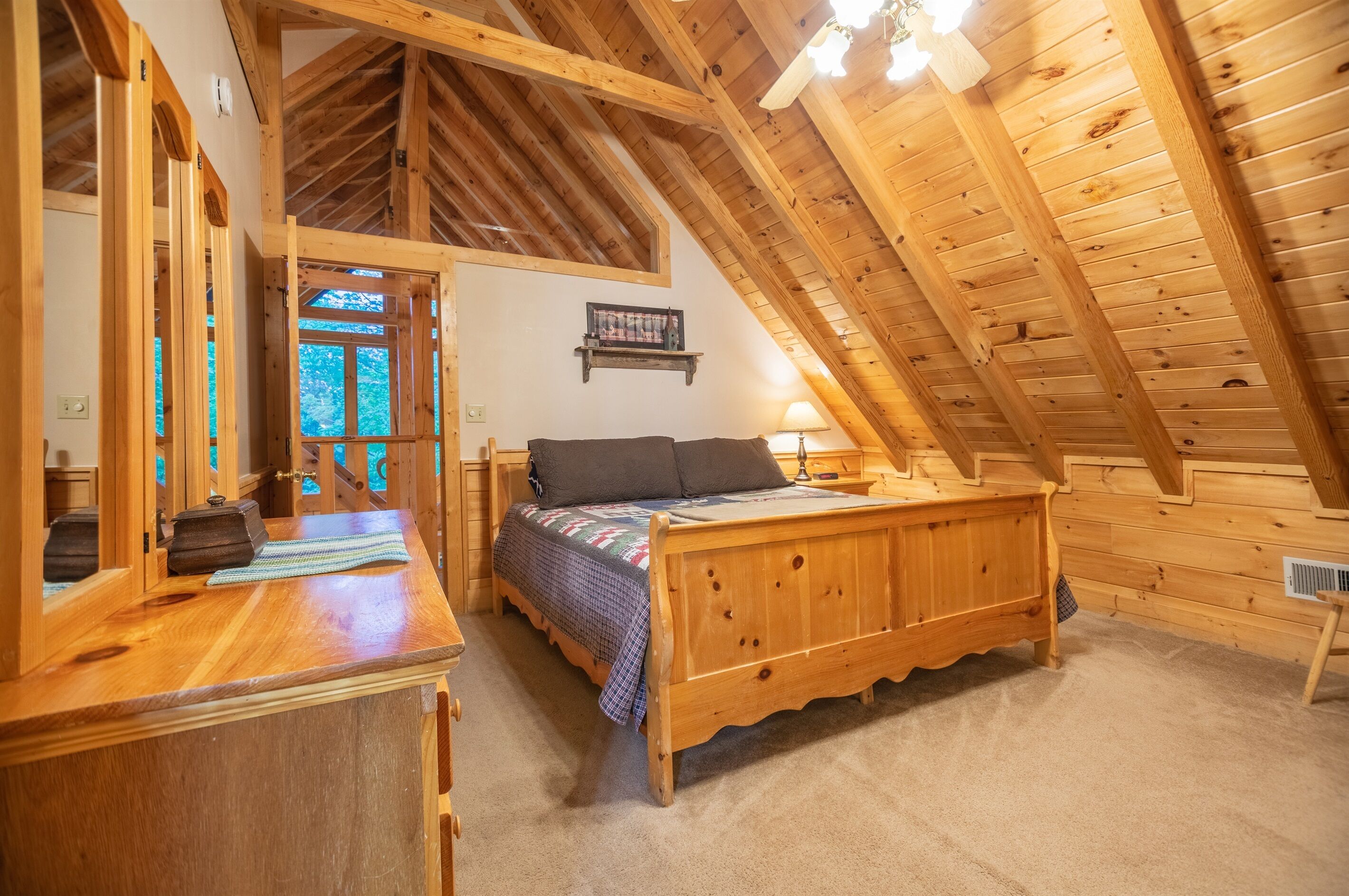 Wood redneck island kayla