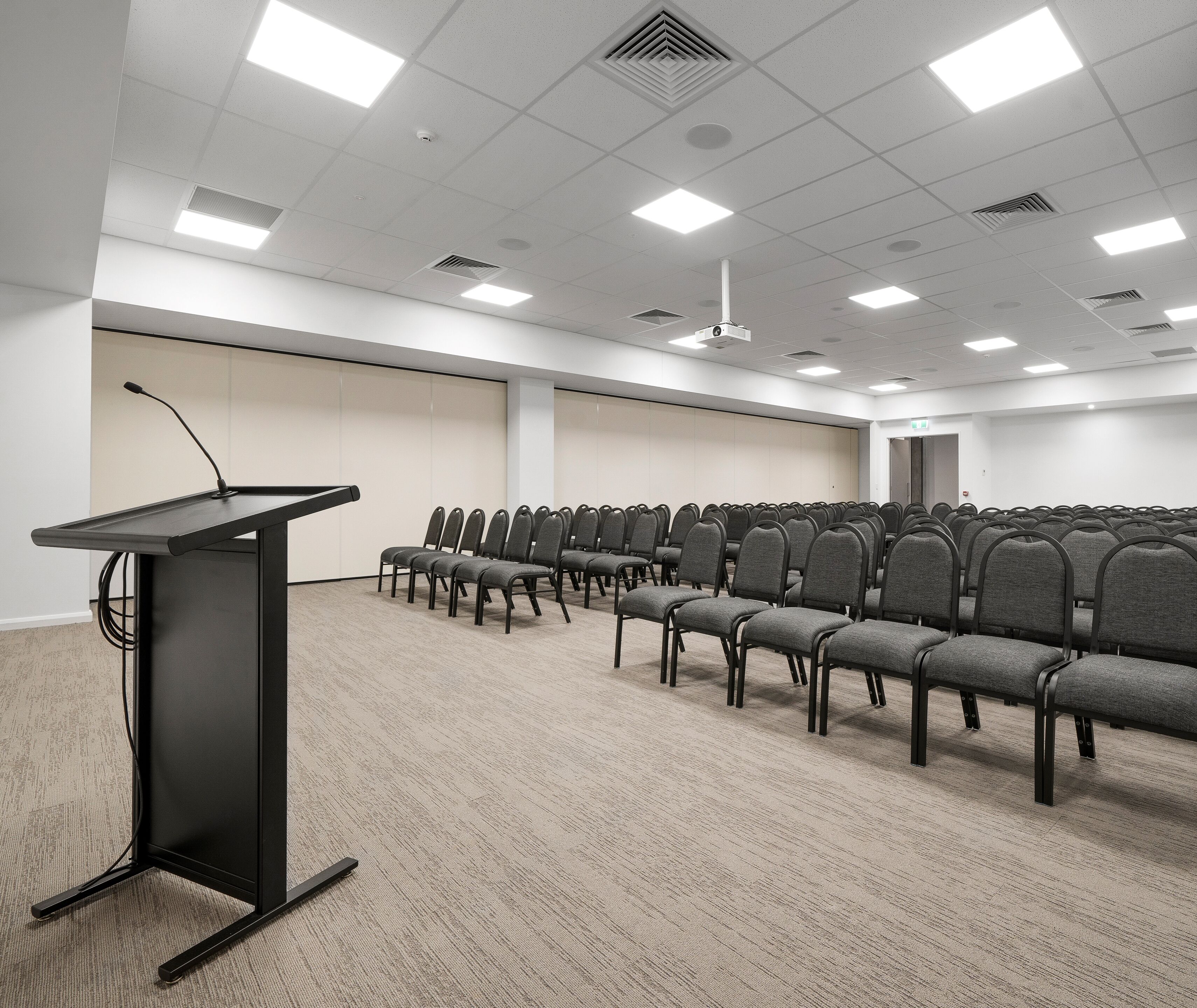 Oaks Toowoomba Hotel