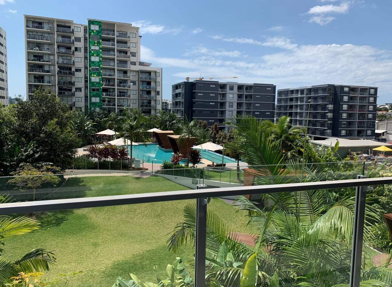 Art-Inspired, Designer APT in the vibrant area