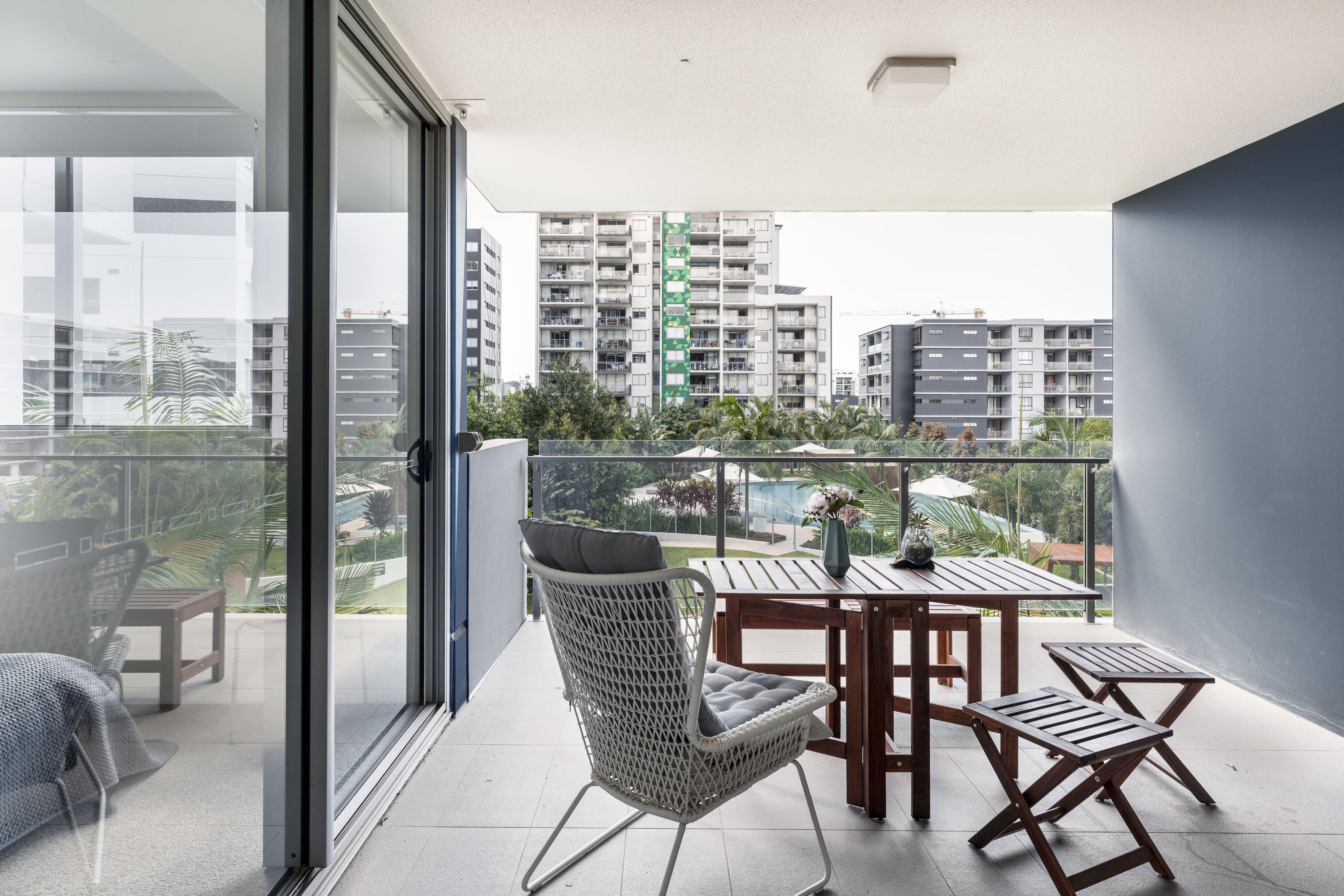 Art-Inspired, Designer APT in the vibrant area