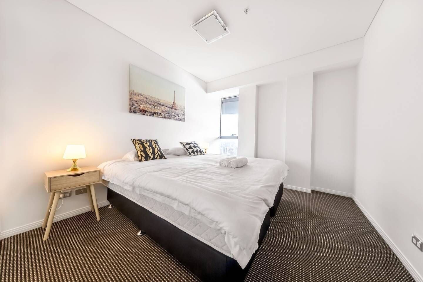 High Lvl River View Brisbane CBD +parking