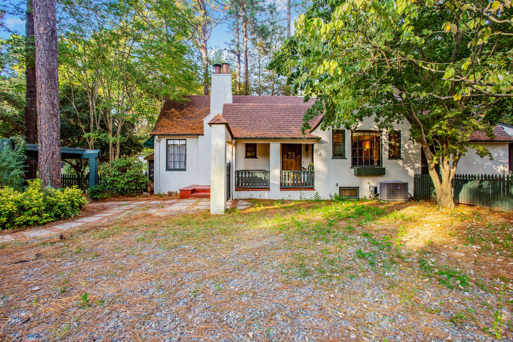 the tudor cottage in Clavering, United Kingdom