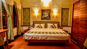 In-room safe, individually decorated, iron/ironing board, free WiFi