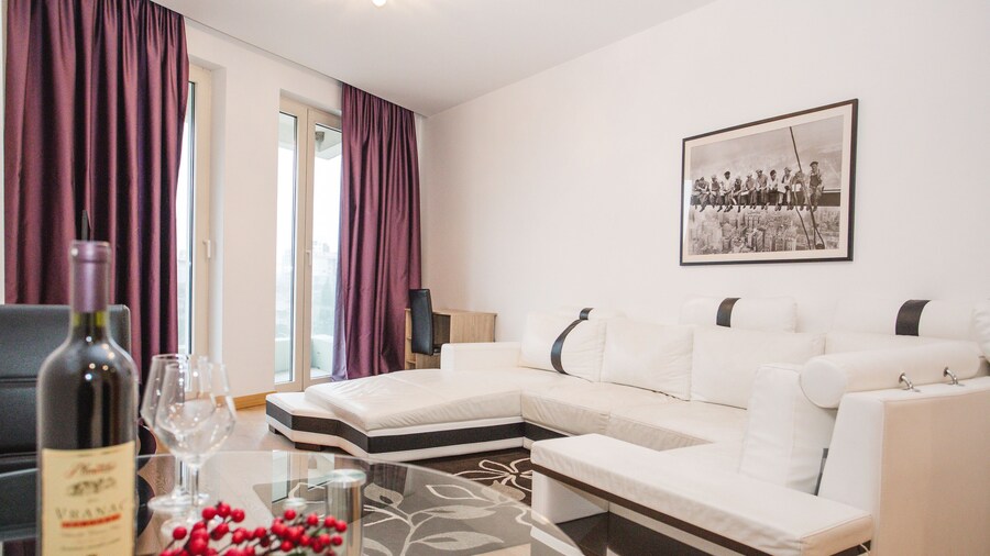 Apartment Status 5
