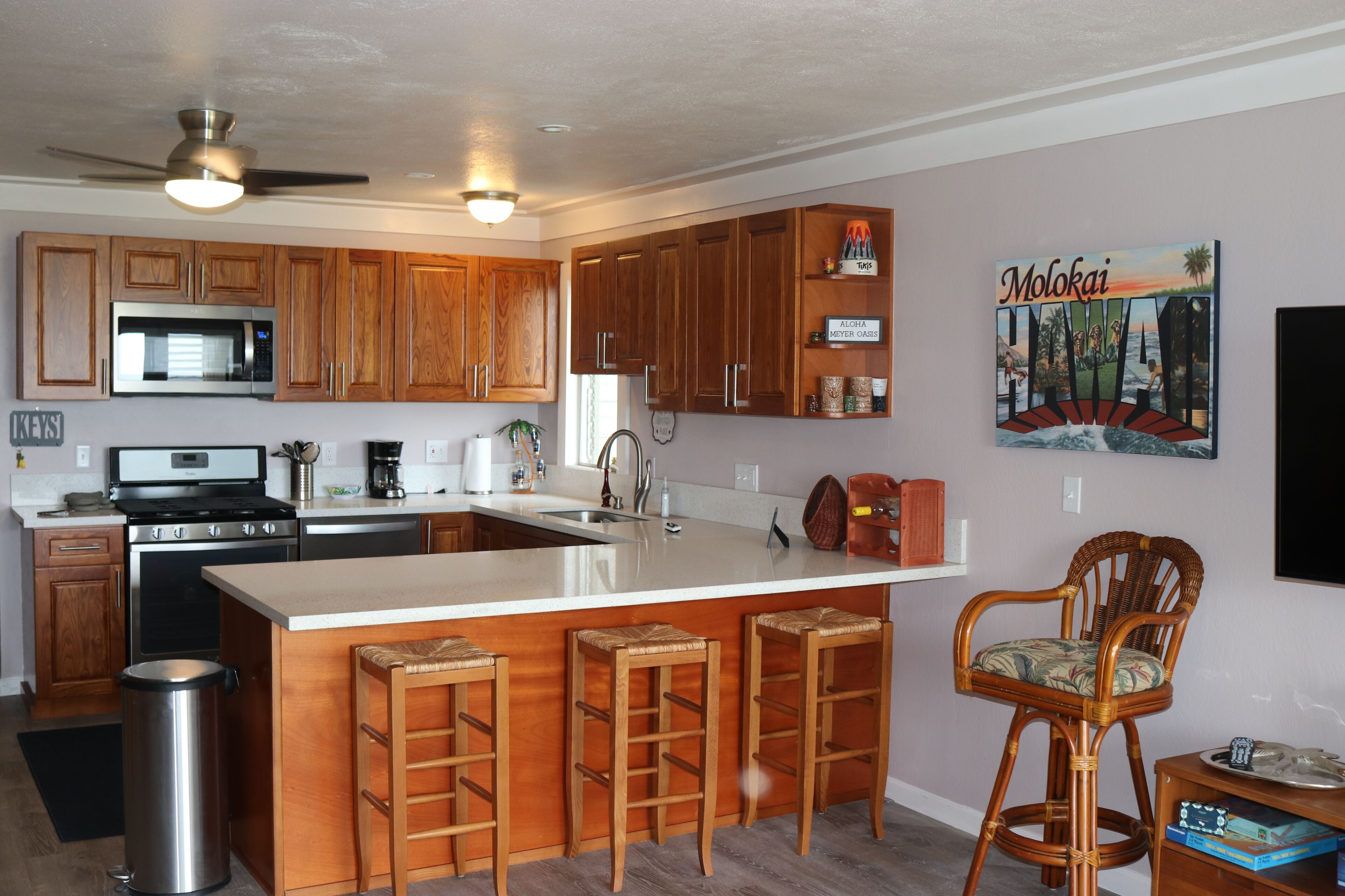 2BR Ocean View Oasis on Molokai in Kaunakakai, United States