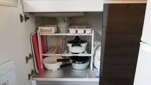 Fridge, microwave, stovetop, electric kettle