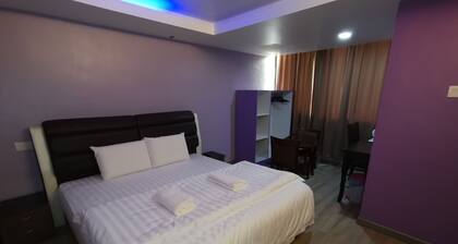 OYO 89951 Maa Hari Hotel