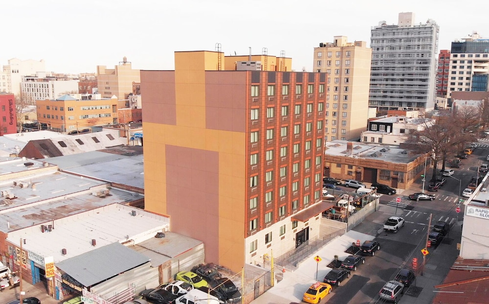 Lotus BLU Inn & Suites in New York Best Rates & Deals on Orbitz