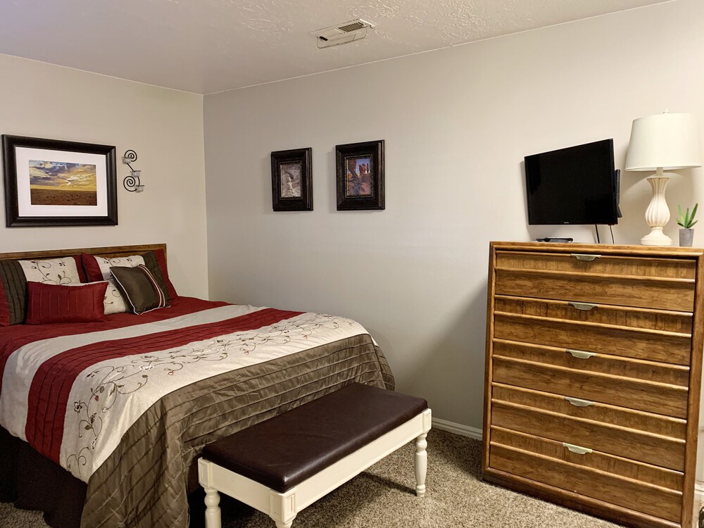 Updated Sports Village Condo, Spacious 1 BD 1 BA St. Vrbo