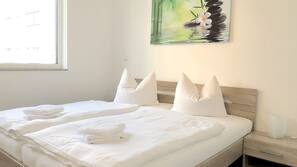 2 Schlafzimmer, Babybetten, Internetzugang, Bettwäsche