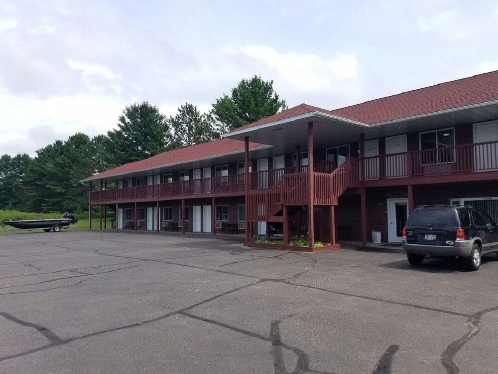 Birchwood Motel in Birchwood, WI! Standard room in Birchwood Best Rates & Deals on Orbitz