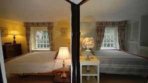 3 bedrooms, linens