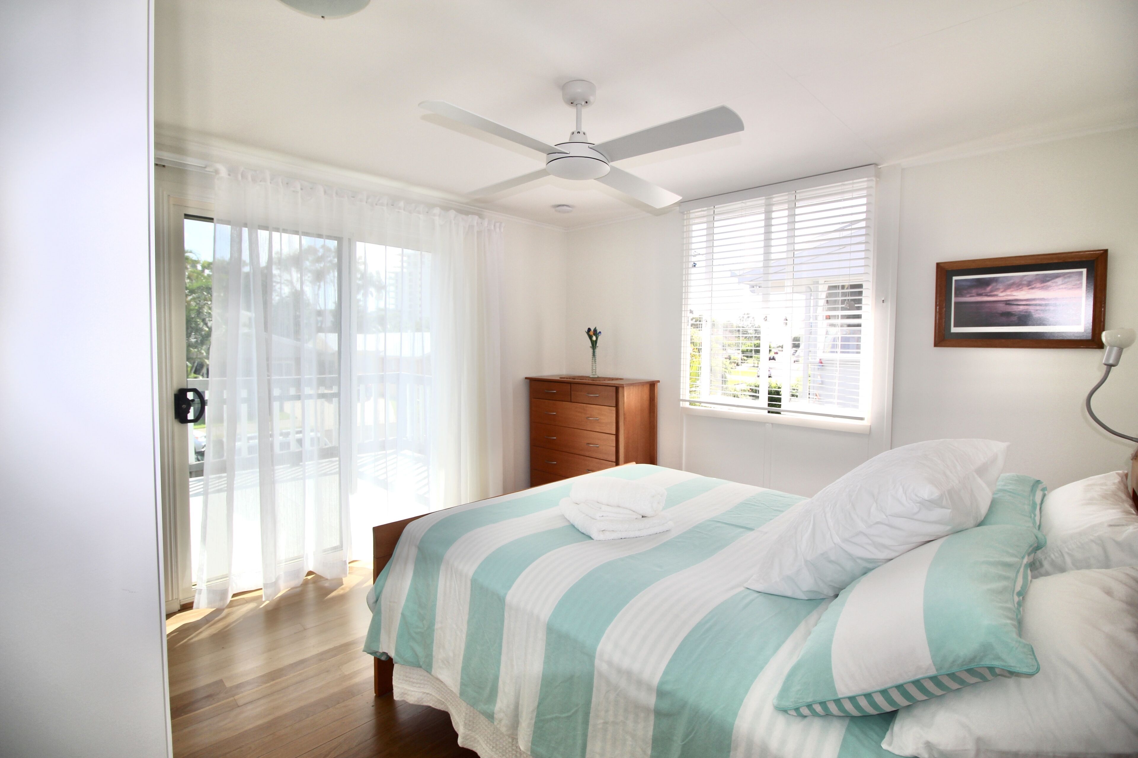 Aloha Alex Beach House Pet-friendly - 450m From the Beach!