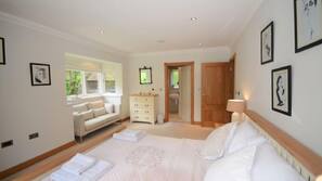 1 bedroom, linens