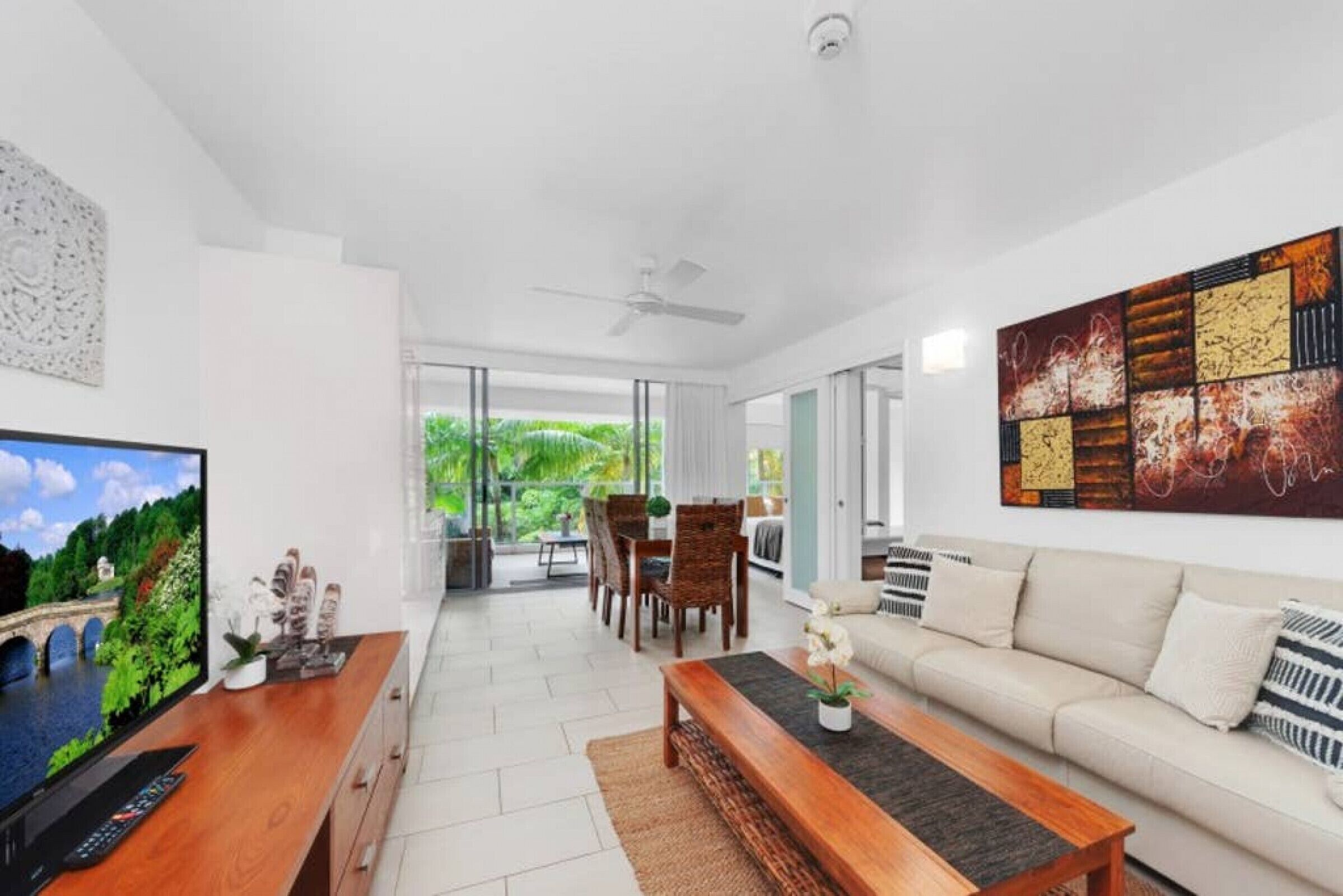 Palm Cove 2204 · Private Apt@drift Palm Cove Sleep 6 Beachfront