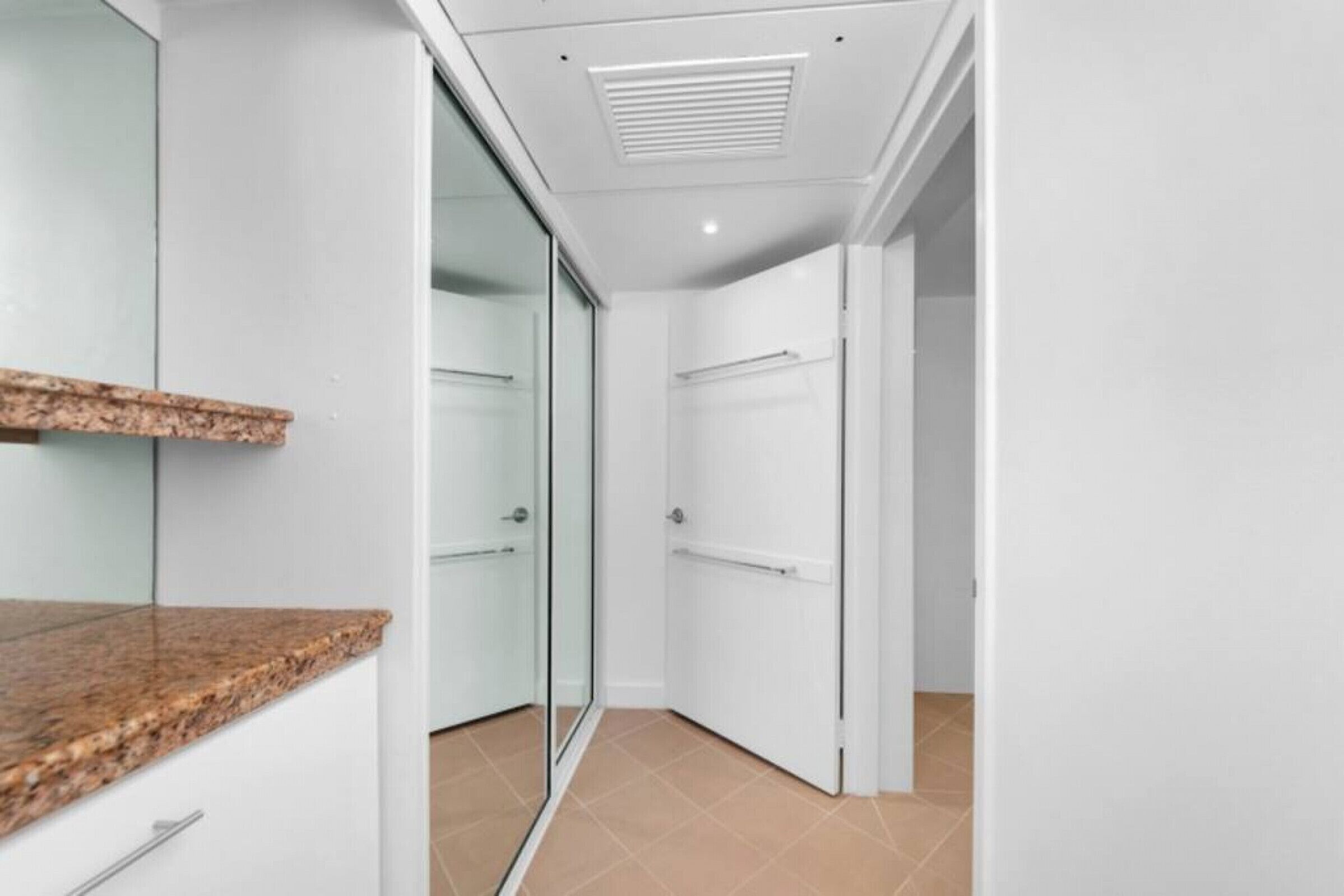 Palm Cove 2204 · Private Apt@drift Palm Cove Sleep 6 Beachfront