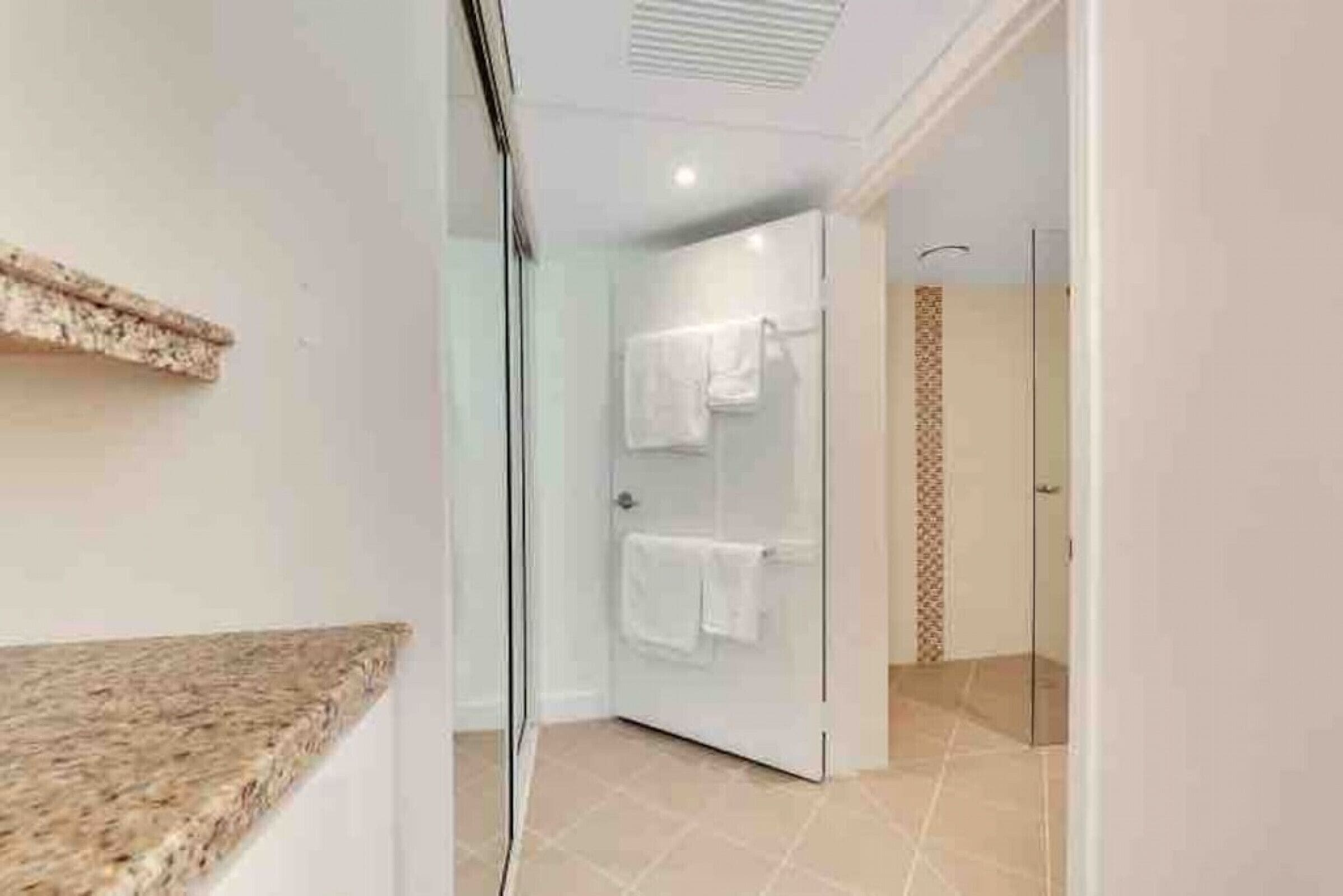 Palm Cove 2204 · Private Apt@drift Palm Cove Sleep 6 Beachfront