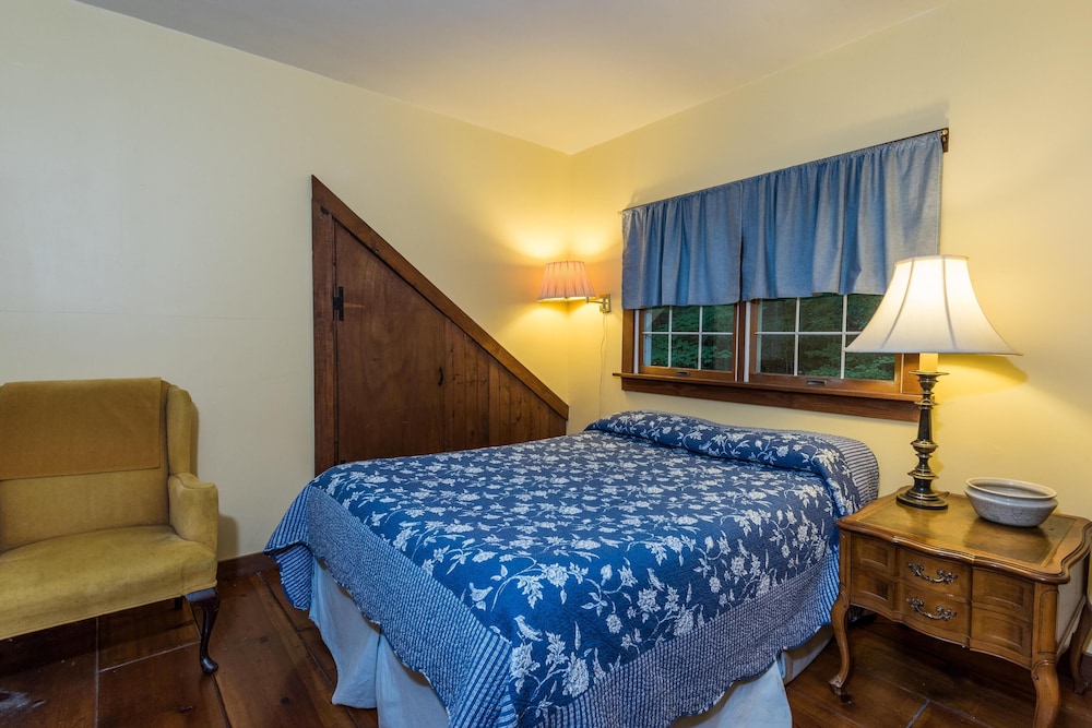 3BR, 2BA Brown County Vrbo